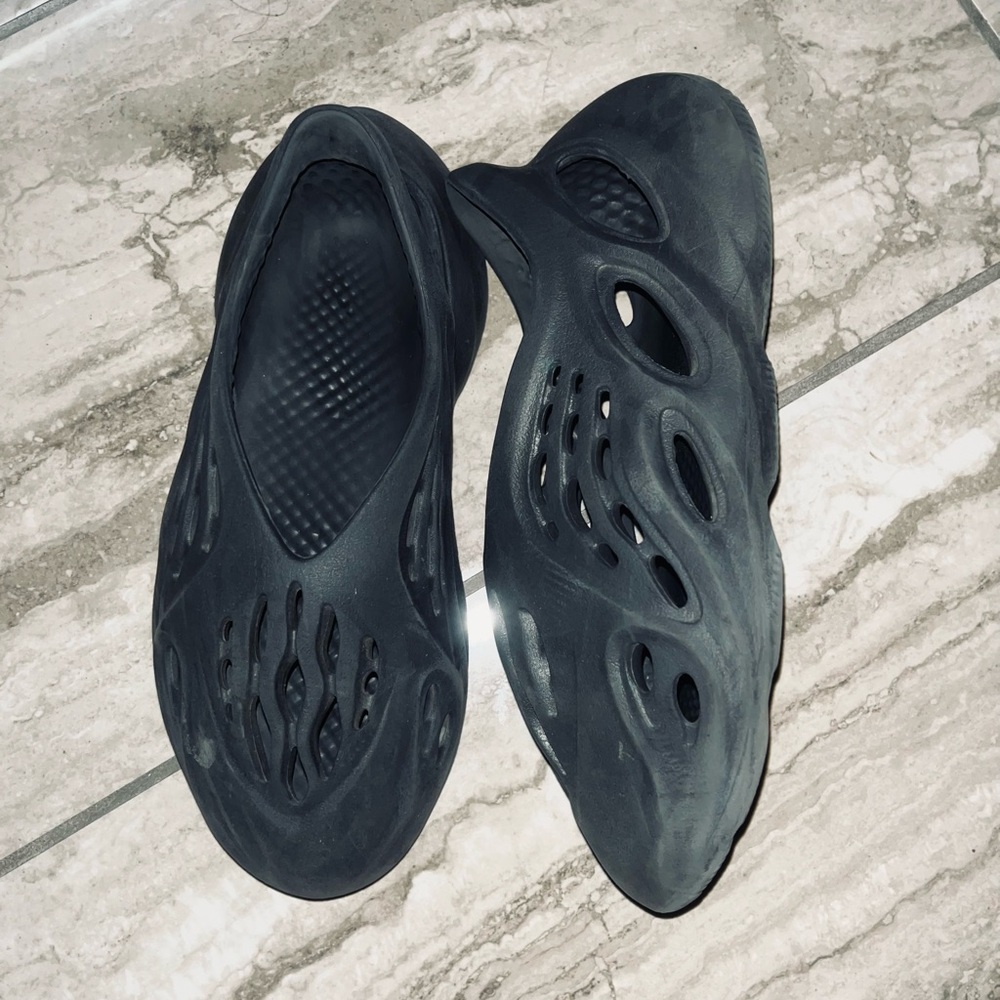 Yeezy Foam Runners Onyx